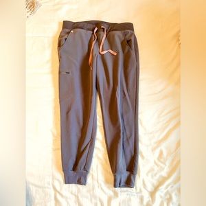 FIGS Zamora Jogger Charcoal Lg Petite